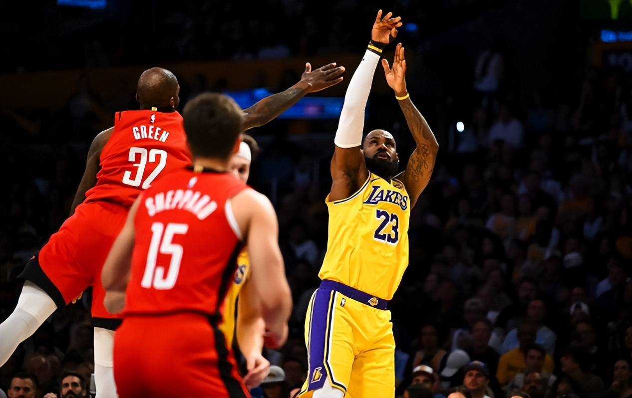 kaiyun-西班牙队带队取胜！，詹姆斯重要时刻出色防守气势如虹延续的简单介绍