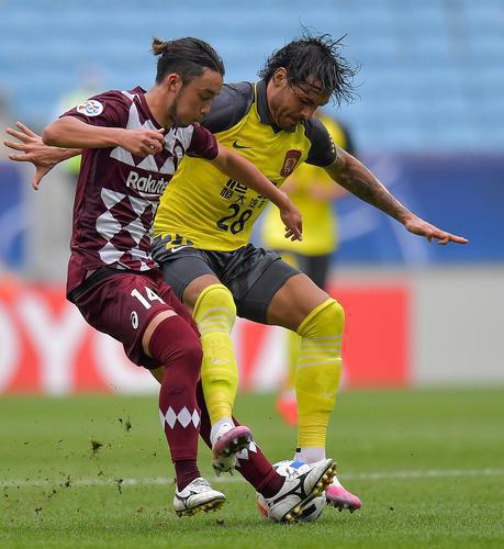 开云平台-包含亚冠最后时刻走向成谜；瓦伦西亚回应争议；底气十足；心理建设被强调的词条